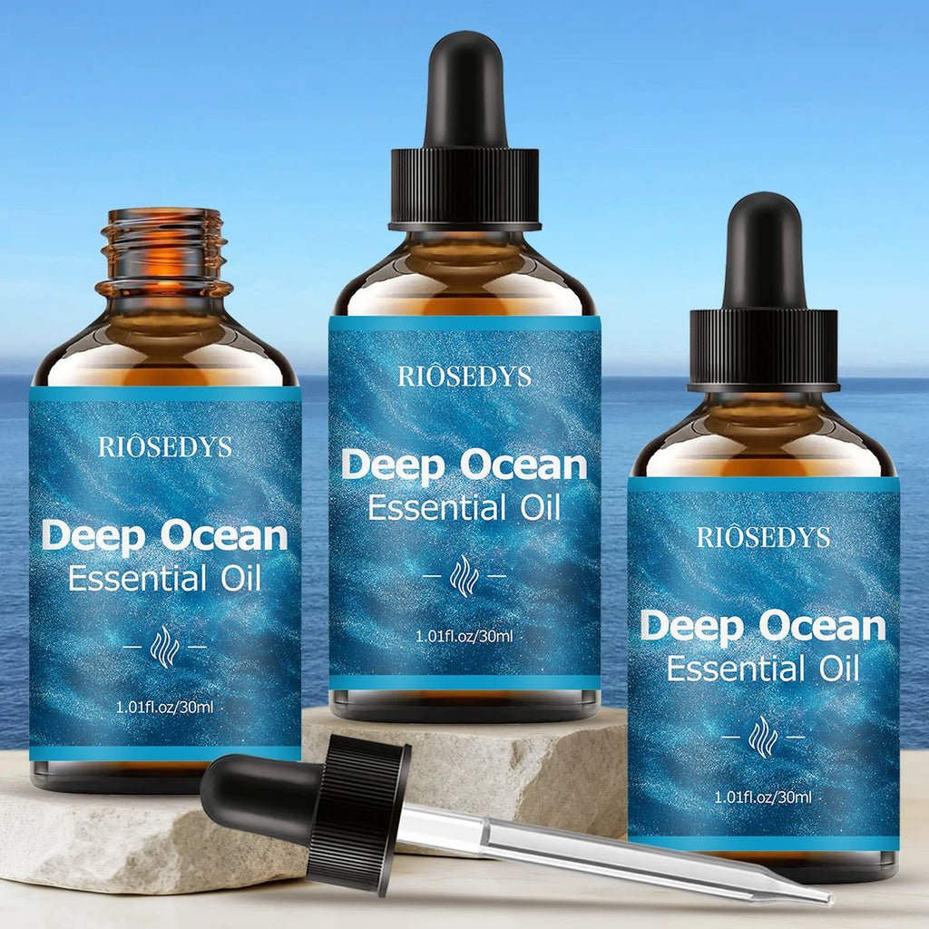 Deep ocean essential oil, with a sea breeze scent,  suitable for body massage and aromatherapy, providing powerful moisturizing
