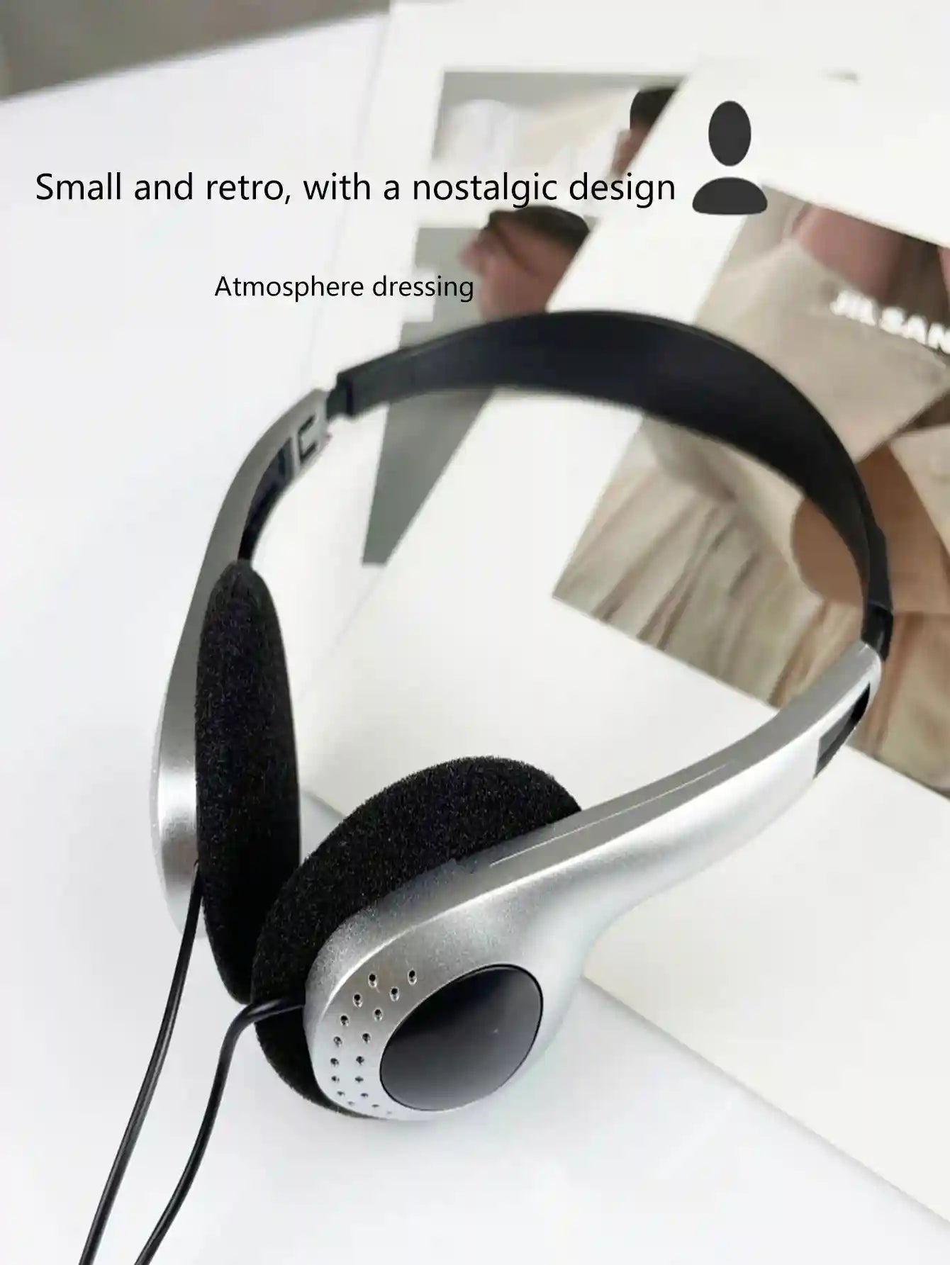 Retro Wired Headphones in Silver - Studio Comfort Over-Ear Design Tidesmit