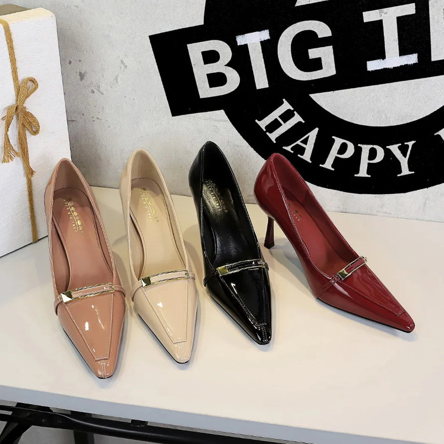 European American Style High Heels for Women Sexy Metal Buckle Patent Leather Pointed Shoes Summer Temperament Thin Heel