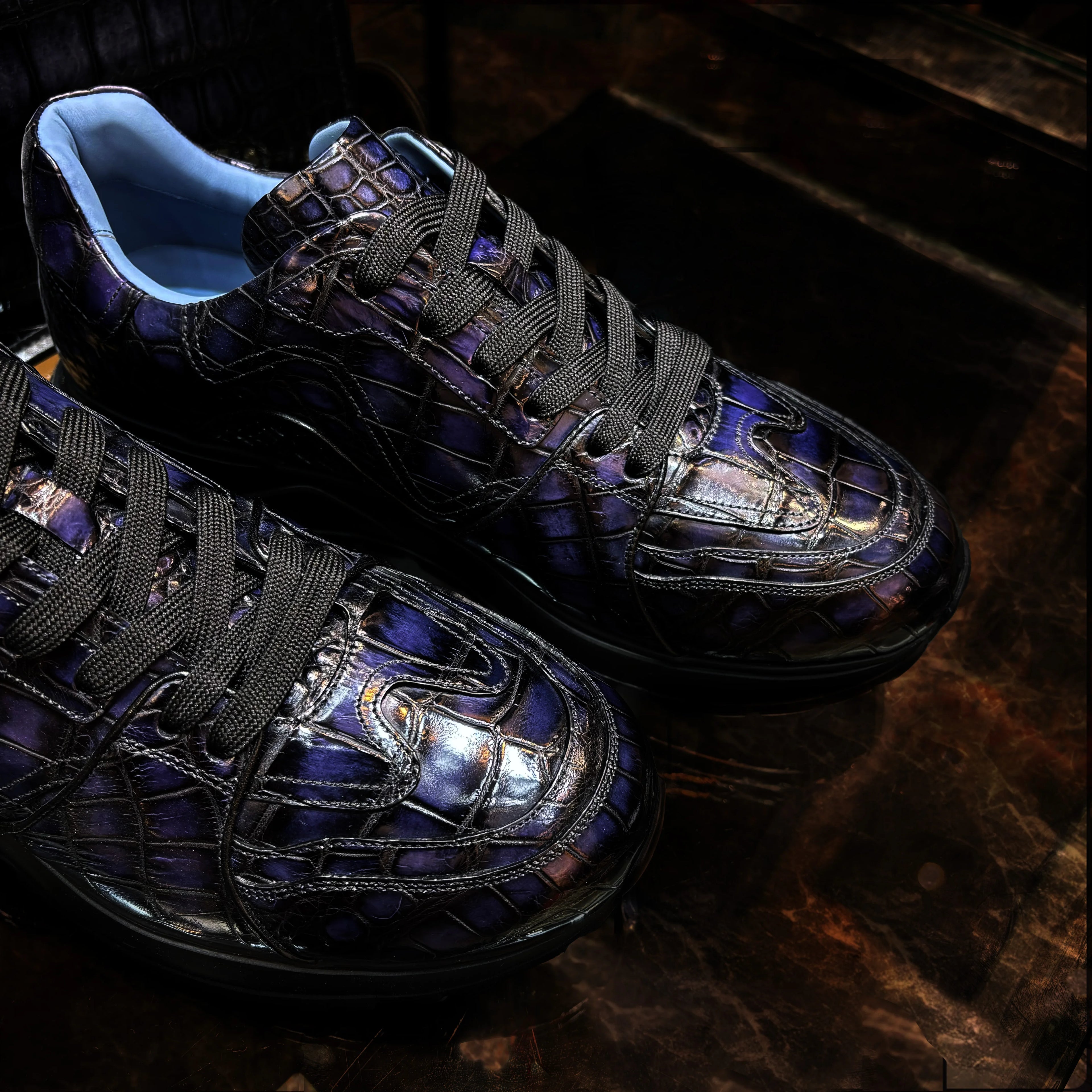 Luxury Handmade Crocodile Leather Shoes Anti-slip Trending Sneakers for Men Breathable Cushioning Walking Style Shoes
