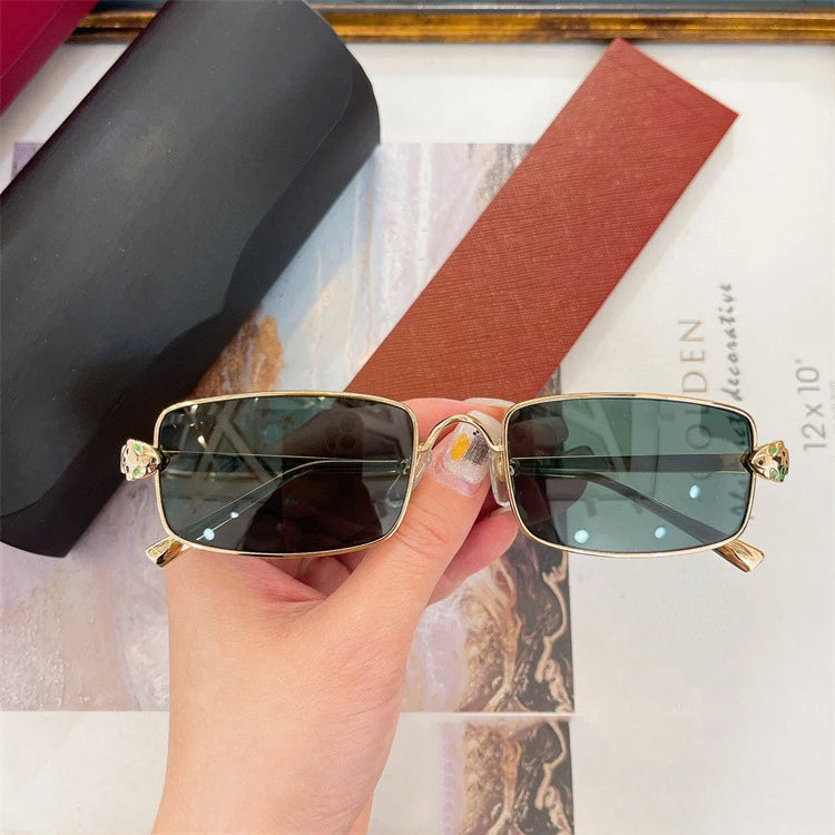 New Luxury Designer Sunglasses 2024 Fashion Men Women Glasses Trendy Shades Classic Eyewear High Quality Sunglass