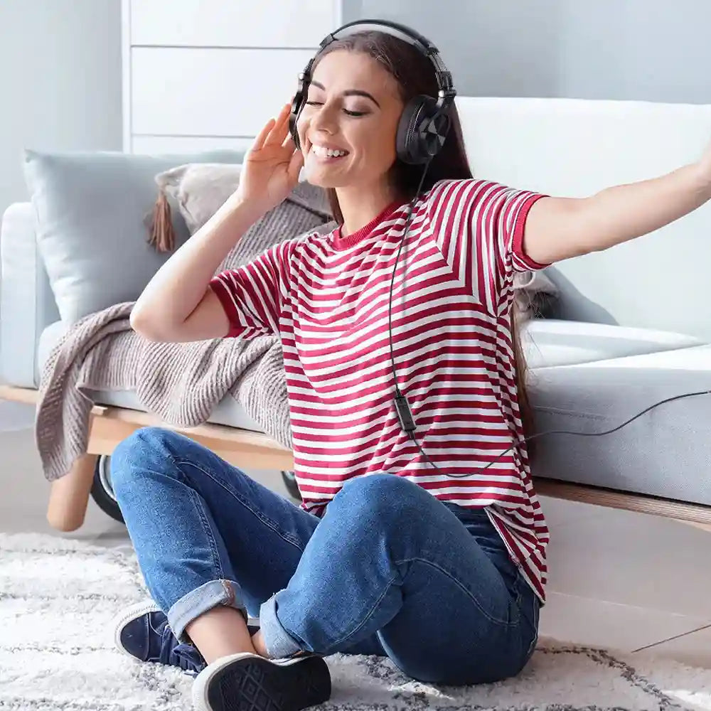 Wired Over-Ear Gaming Headset with Detachable Microphone Tidesmit