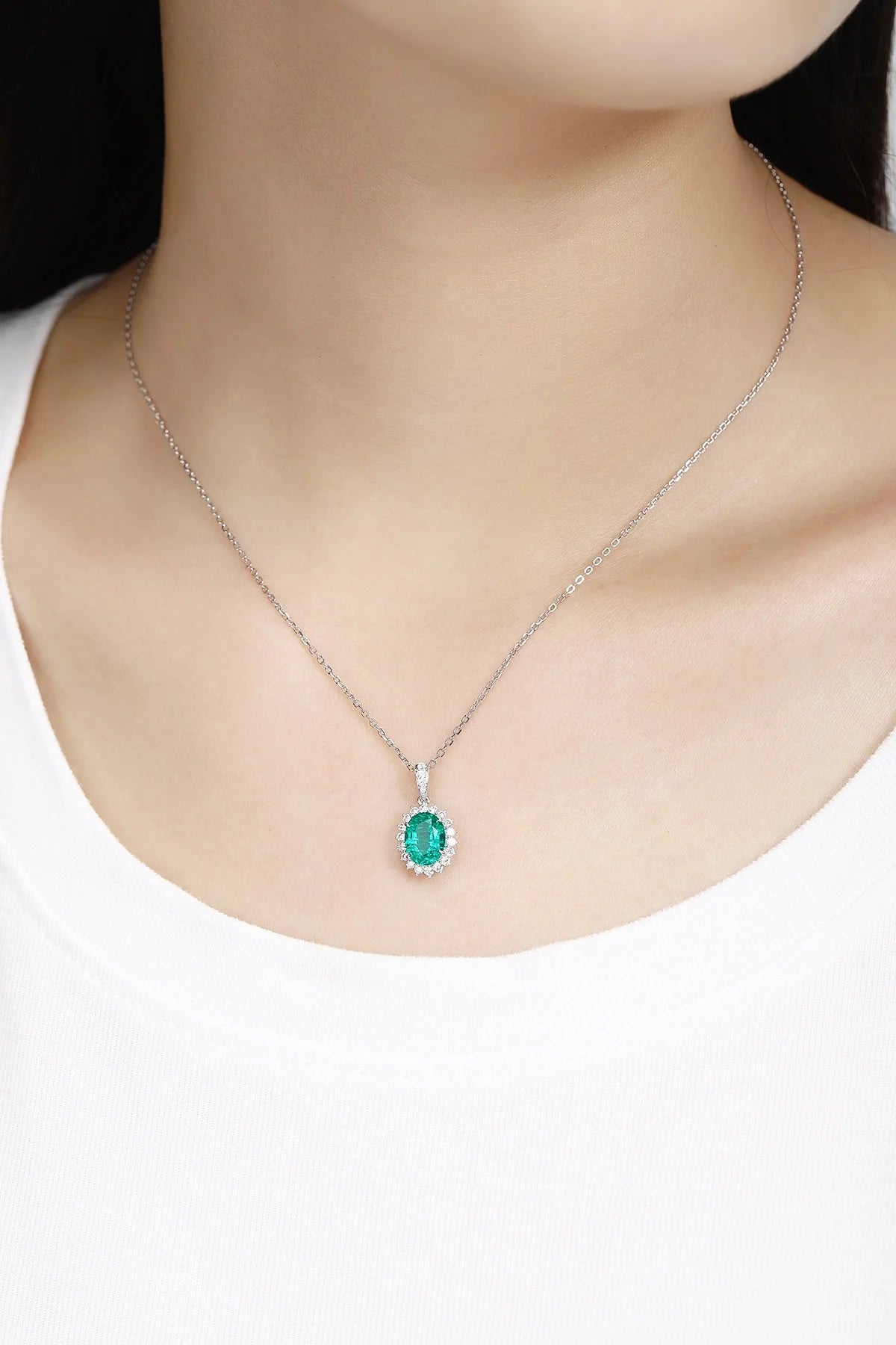 Lanphear PT950 Luxury Pendant Oval Lab Grown Emerald Fashion Jewelry Necklace Lab Grown Diamond Fine Necklaces