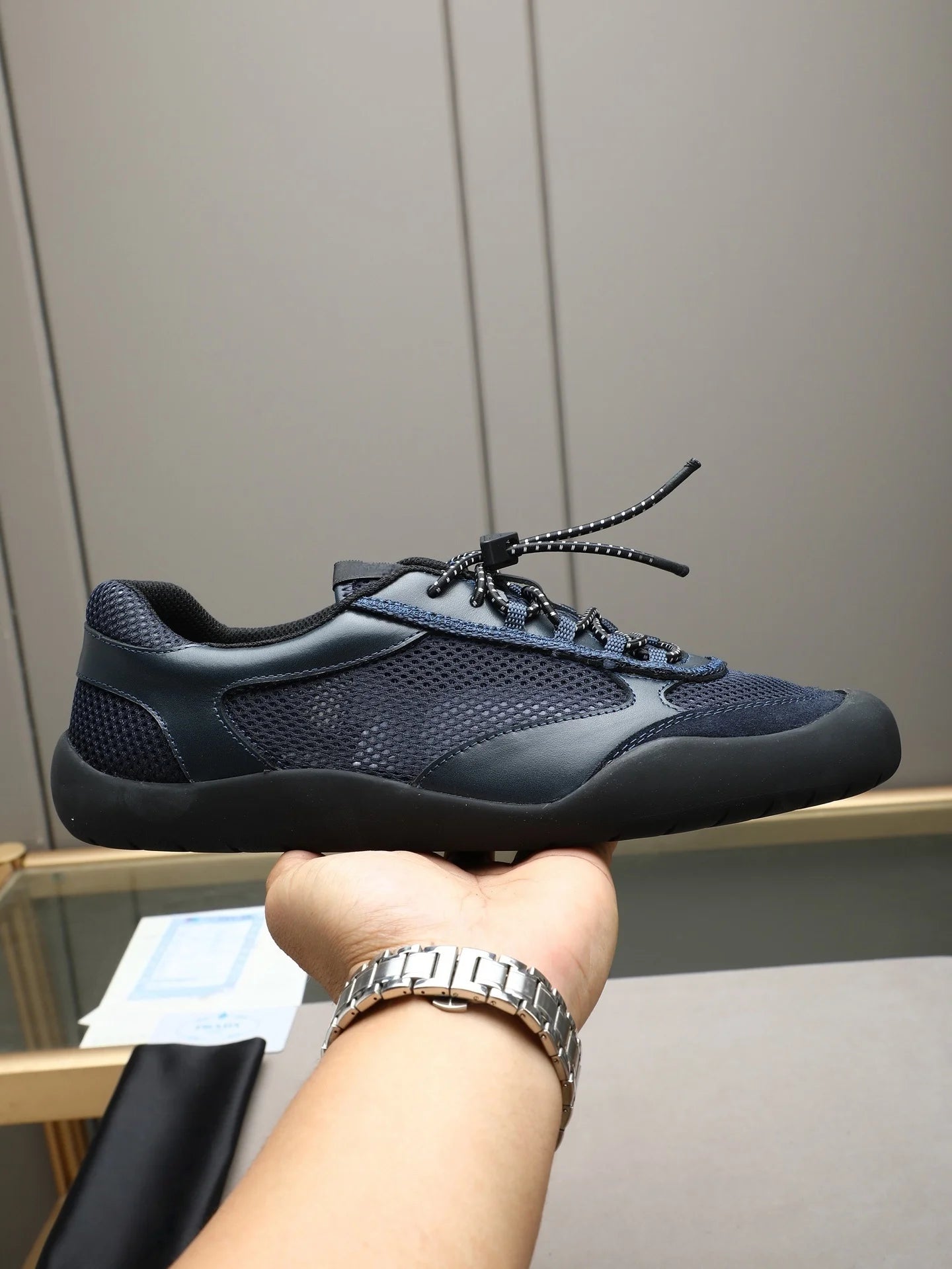 LANCI Custom Luxury Sneakers for Men Solid Pattern Crepe Rubber Sole Breathable Cloth Custom Logo Genuine Leather for Spring