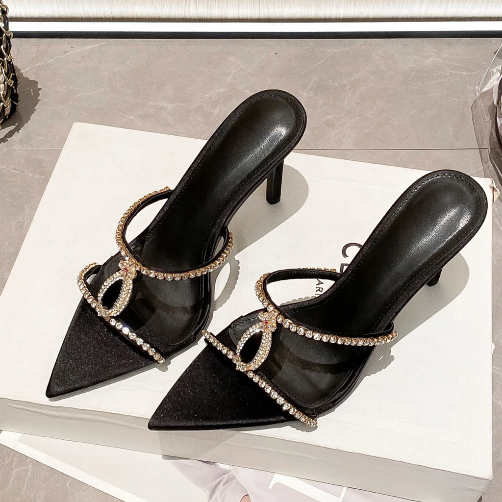 Women's stylish low-heeled stiletto shoes with rhinestones