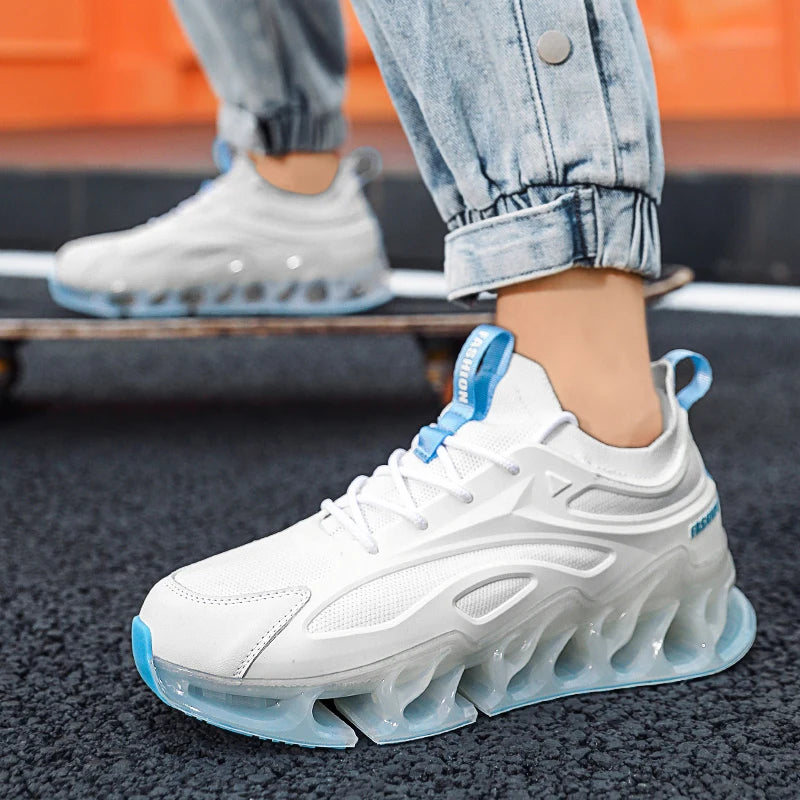 Custom Logo Men Fashion Sneakers Height Increasing Fly Knitting Blade Running Trainers Sneakers Walking Sports Men Shoes