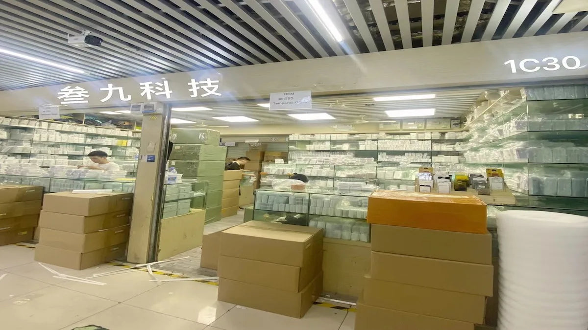 Magnetic Stand Ring Holder Case for iPhone 16 16Pro 15 Plus Screen Protector Tidesmit