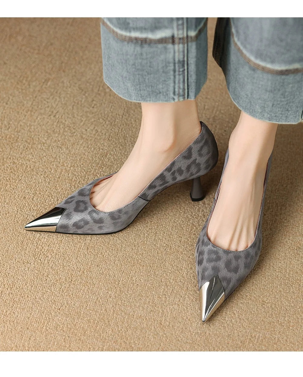 New Hot Selling Light Luxury High-end Design Pointed Toe Shallow Mouth Stiletto Heels