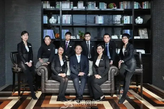 Q12 Kids Watch 1.44 Inch LBS Positioning IP67 Anti-lost Smart Watch Tracker SOS SIM Call GSM SIM Xmas Gifts for Child Kids Q12 - Tidesmit