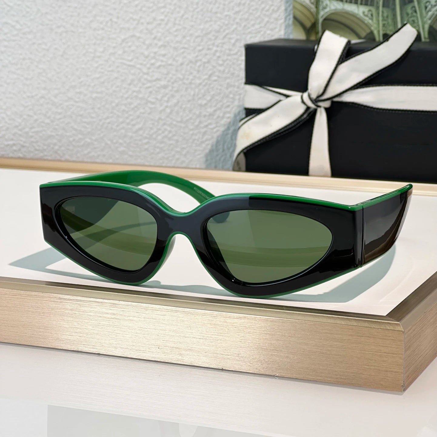 2026 Unisex Fashion Designer cat Eye  Sunglasses UV400  High-quality and Comfortable Suitable for Beach Vacations Luxury Glasses
