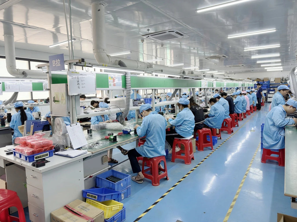 Customizable Portable 4-in-1 Foldable Wireless Charger Mobile Phone Desktop Multifunction with Integrated LED Lamp Tidesmit