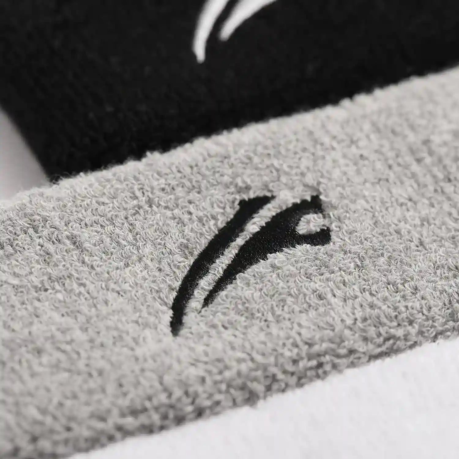Sports Sweat Headband | Moisture-Wicking Fitness Gear by Tidesmit Tidesmit