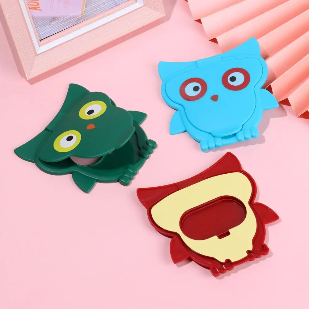 1Pcs Useful Self-Adhesive Cartoon Cute Owl Baby Wet Wipes Lid Portable Child wipe Tissues Reusable Paper Cover