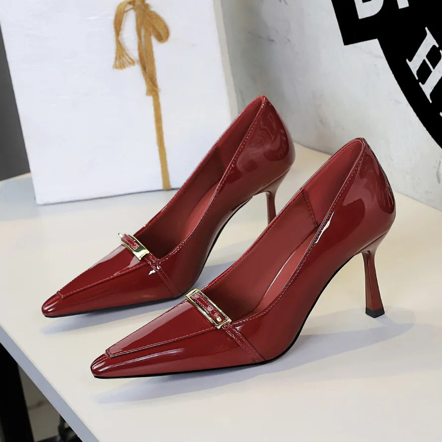 European American Style High Heels for Women Sexy Metal Buckle Patent Leather Pointed Shoes Summer Temperament Thin Heel