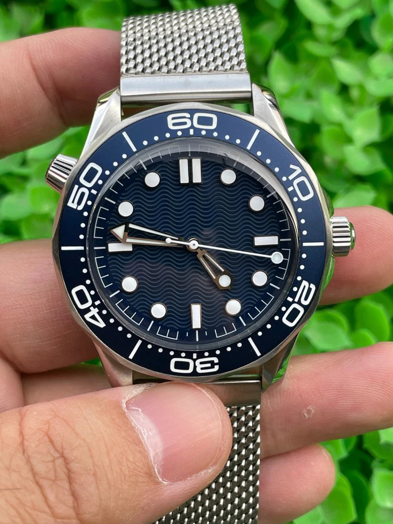 Wholesale Factory Price Mechanical Diver 300m 8806 Movement Titanium Case Automatic Watches Men Wrist Luxury Relojes Hombre