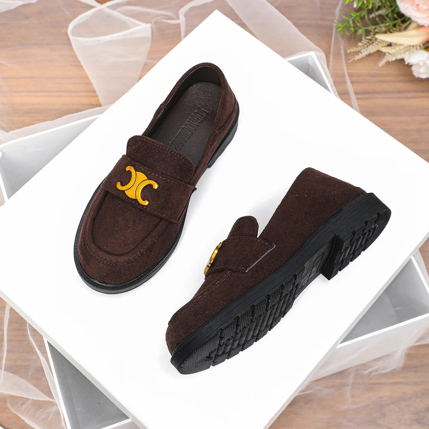 Sample Order Comfortable Girls Vintage Soft Thick-soled Loafers for Women Small Shoes Thick-heeled Single Shoes
