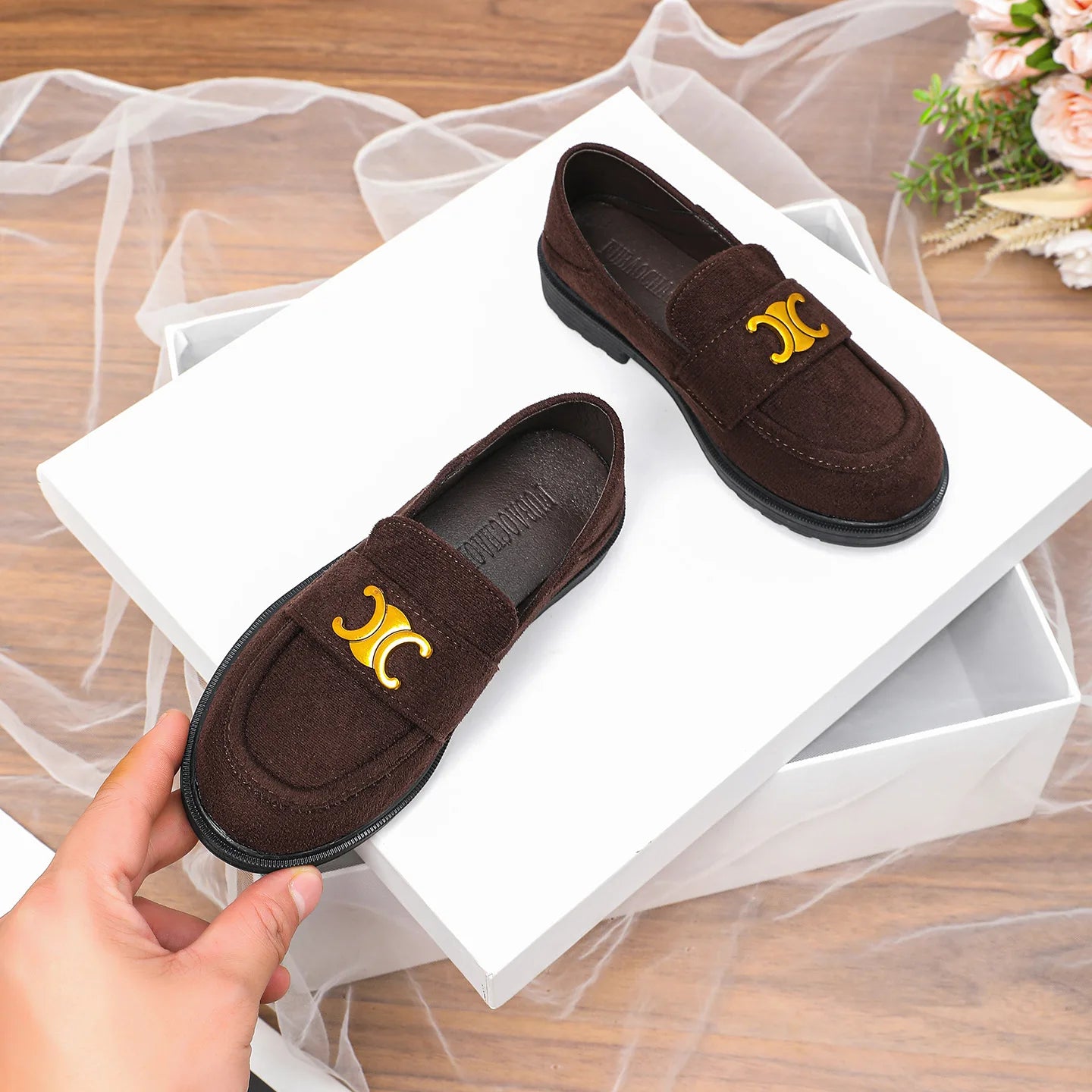Sample Order Comfortable Girls Vintage Soft Thick-soled Loafers for Women Small Shoes Thick-heeled Single Shoes
