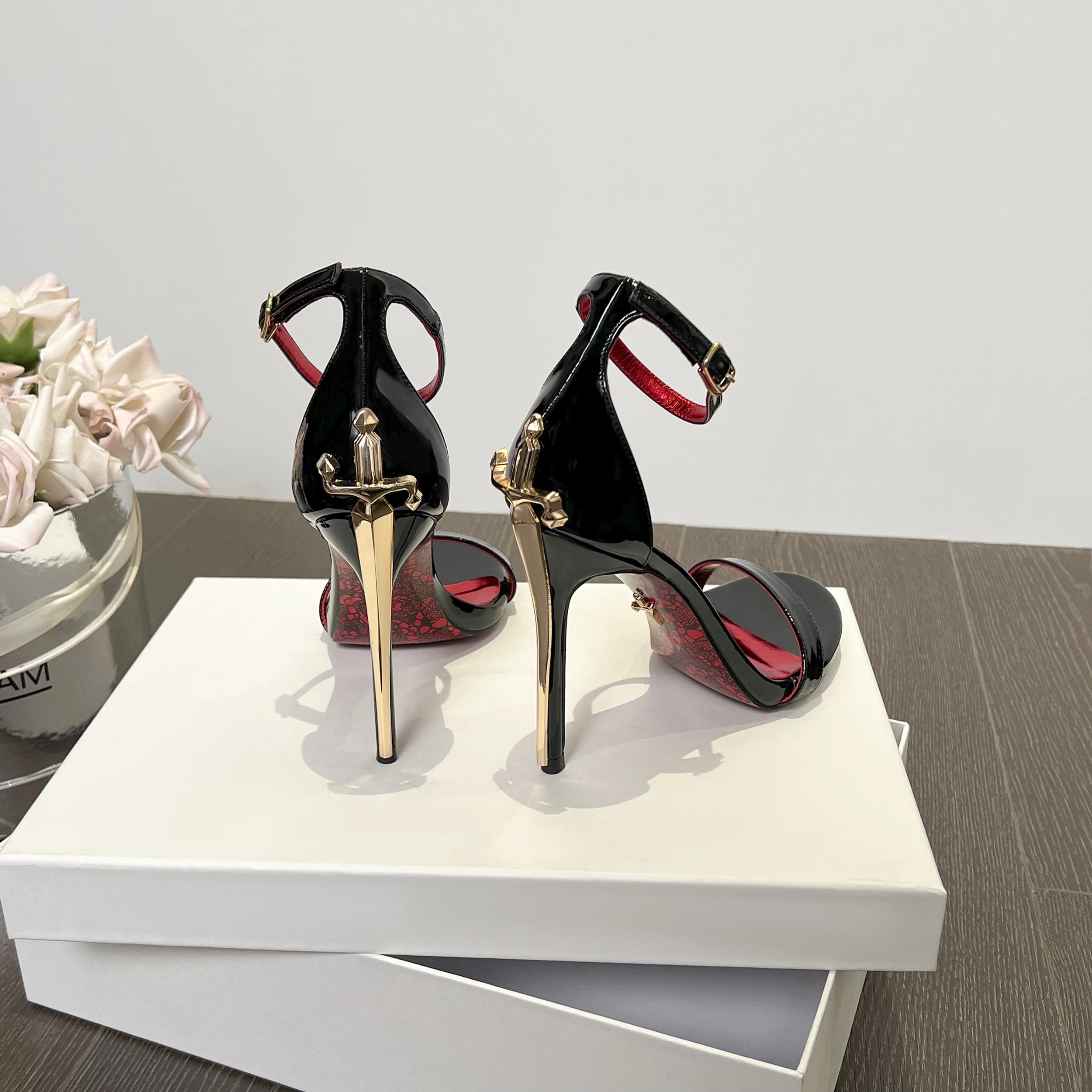 2026 New Summer Red Sole Patent Leather Strap Stiletto Heel Buckle Closure Sandals Women Royal Sister Style Super High Sexy