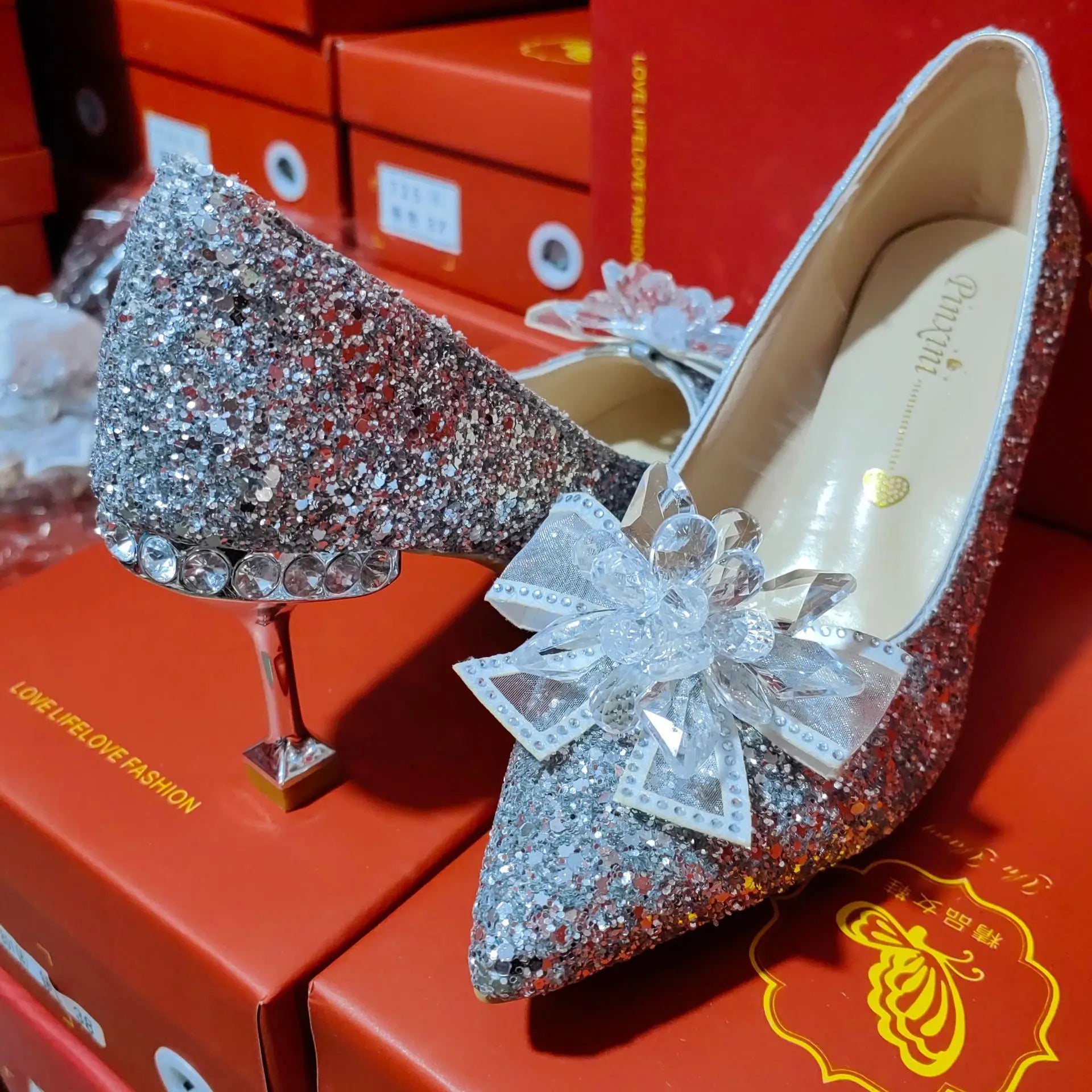 Luxury Shiny Champagne Gold High-heeled Women's Shoes Pointed Toe Designer Heels Ladies Sexy Bridal Wedding Gowns Shoe