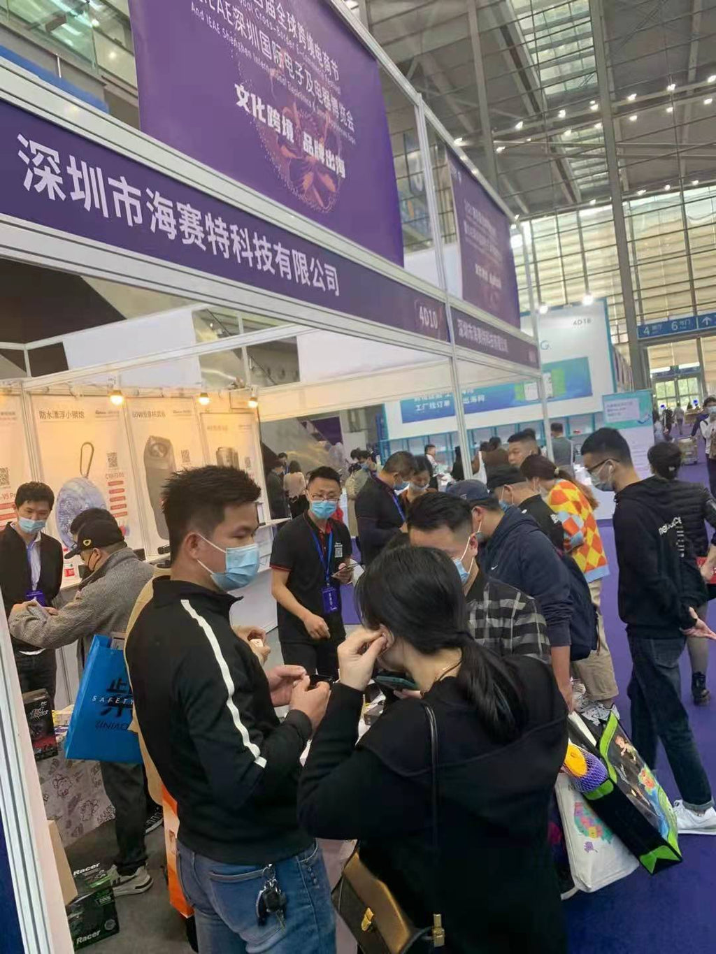 Solar Powered Portable Wireless Speaker with FM Radio Antenna Stereo Sound USB/TF/FM/BT/TWS/LED Flashlight for Outdoor My Store