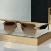 Luxury Designer Sunglasses for Men Universal Fashion Metal Square Vintage Premium Eyeglasses Business Reusable Polarized