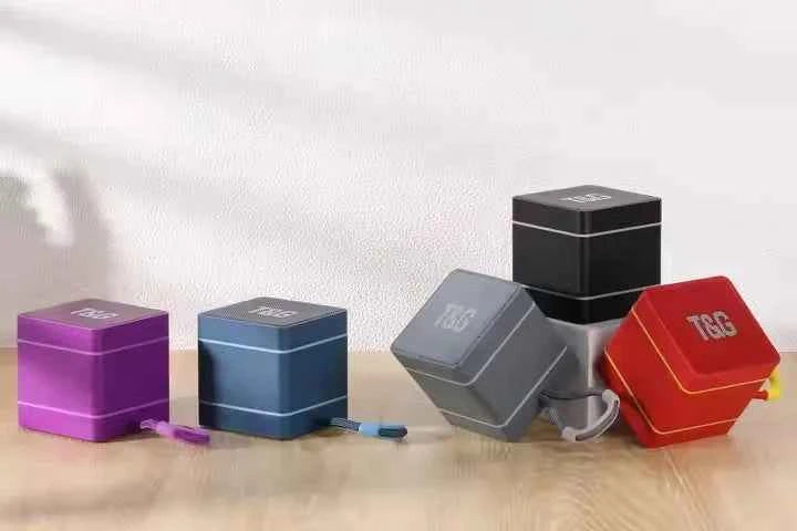 OEM T&G TG687 Speaker BT TWS Speaker FM Radio Card Slot Portable Mini Bass 5W Small Square Speakers My Store