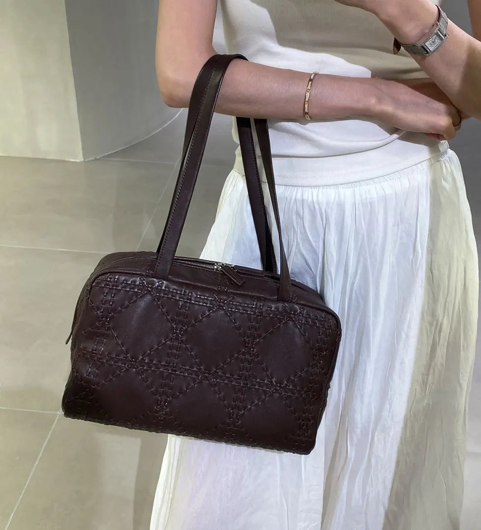 2025 autumn and winter new leather totem handmade bowling bag sheepskin shoulder bag high-quality sheepskin crossbody bag