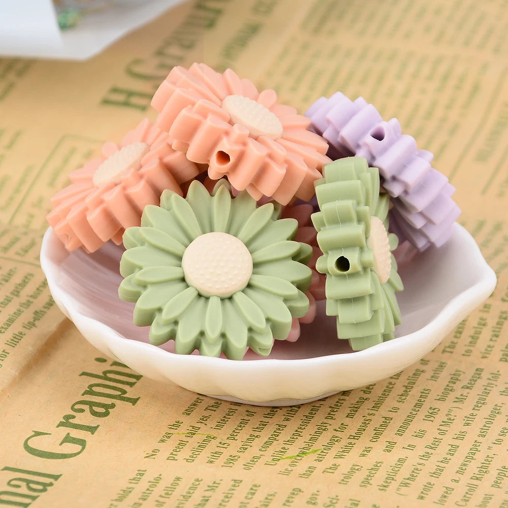 LOFCA 10pcs Sunflower Silicone Beads Daisy Flower Teether Baby Teething Toys Cartoon BPA Free Chew For Baby Necklace Accessories