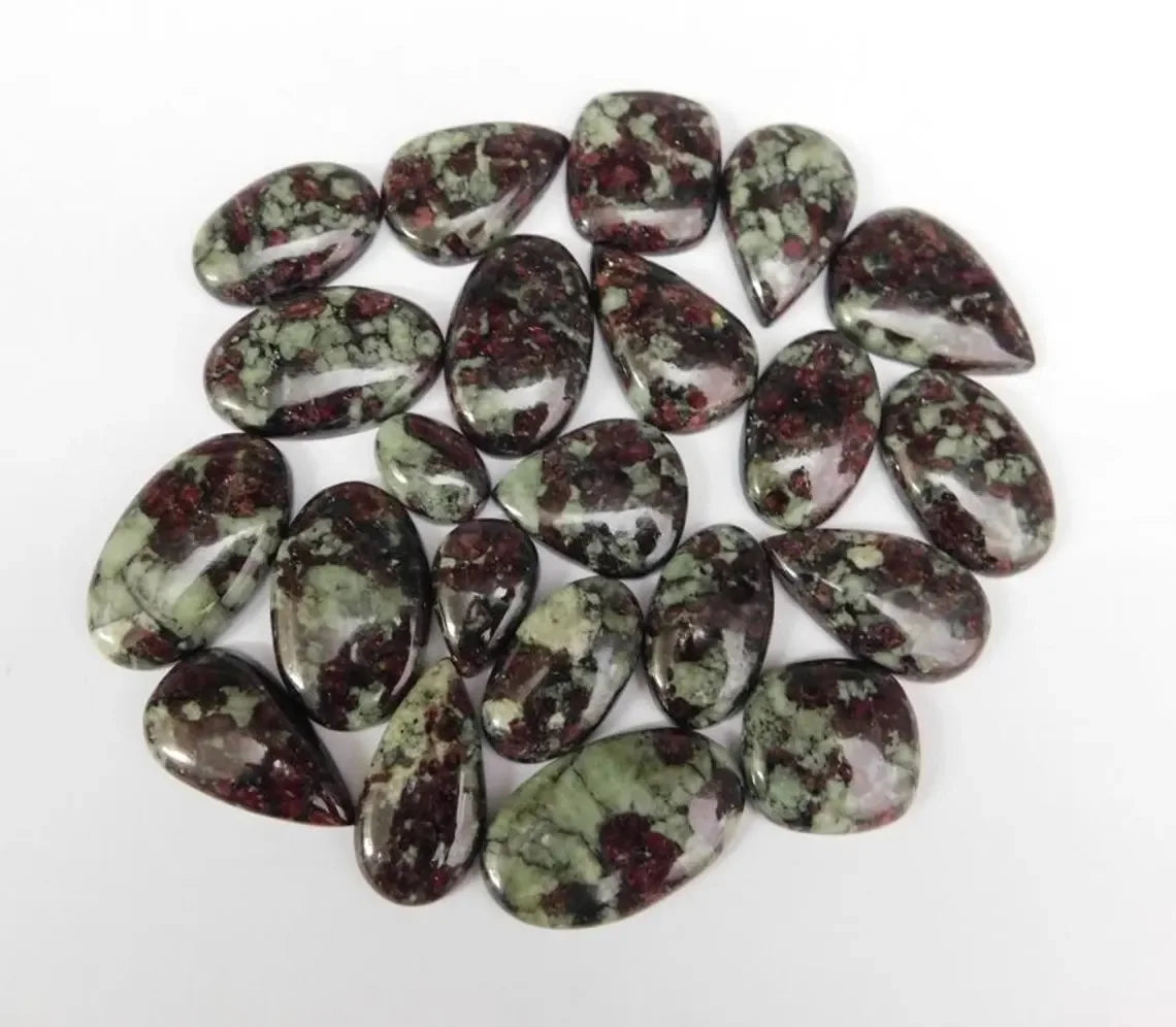 Loose gemstone cabochon lot, polished freeform stones in oval and teardrop shapes, green and dark red