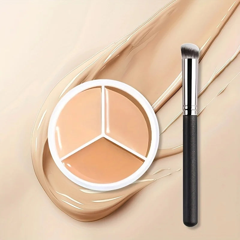 Tidesmit creamy triple shade concealer palette texture close-up for flawless coverage of dark circles and blemishes