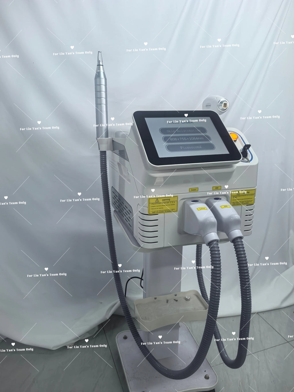 Tidesmit 2-in-1 diode and picosecond laser machine side profile showing advanced skin rejuvenation laser settings