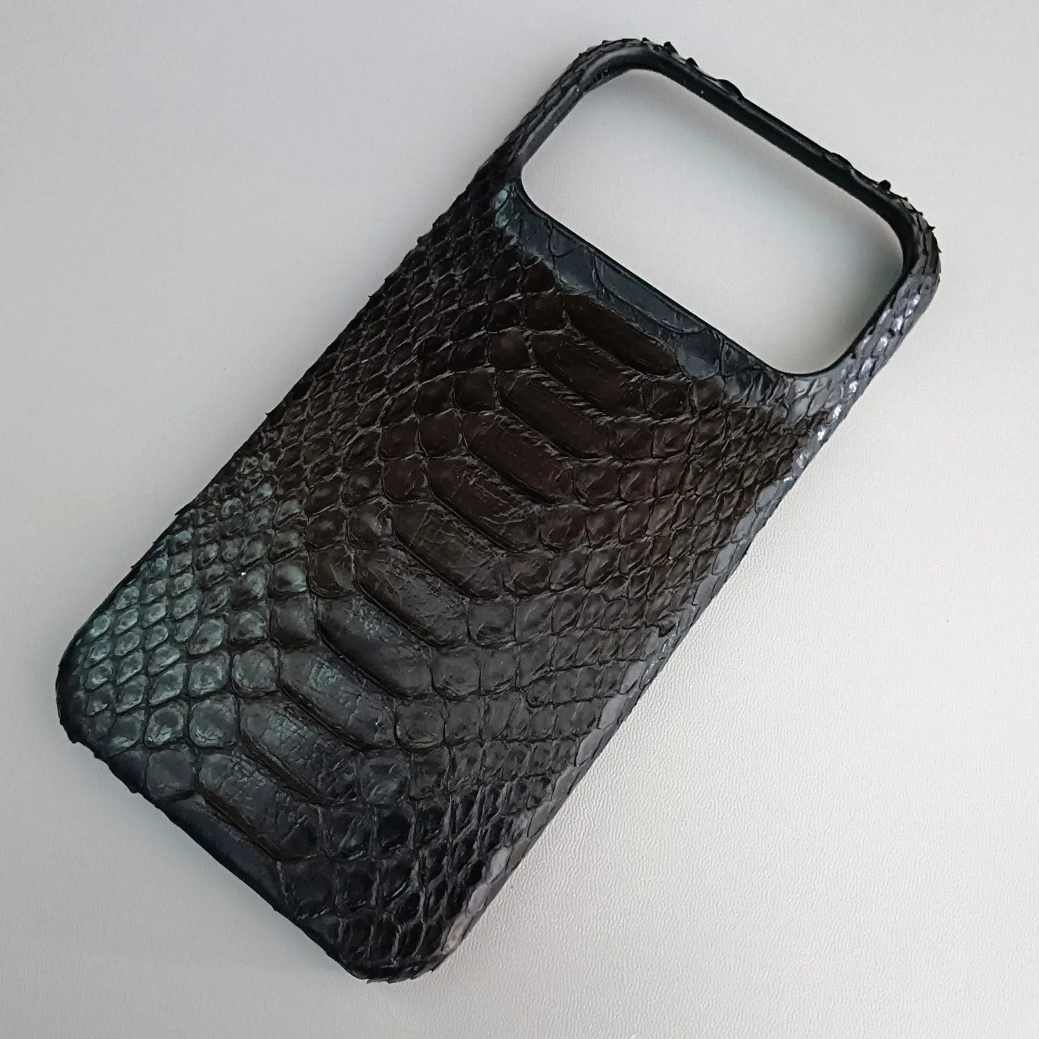 Python Leather iPhone Case: Genuine Snakeskin Slim Fit Protection Black Belly Tidesmit