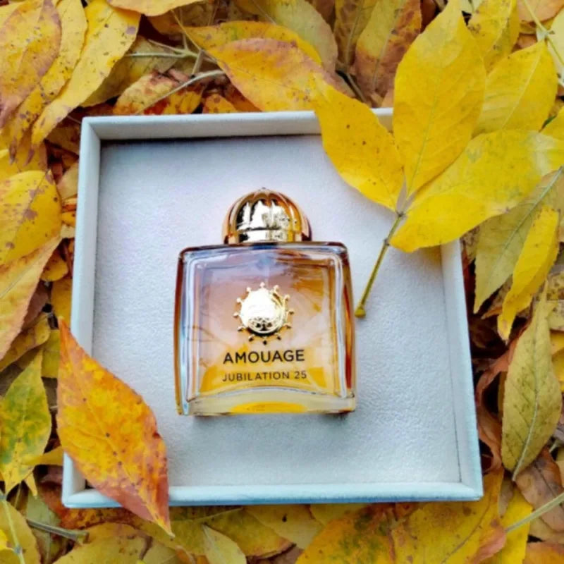Amouage Jubilation 25 Women's EDP: 100ml floral oriental chypre perfume in an elegant gold-capped glass bottle.