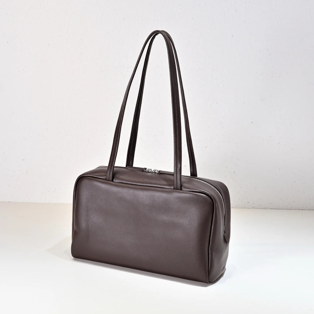 New  sheepskin bowling bag for autumn and winter 2025, high-quality long handled shoulder bag, sheepskin handbag