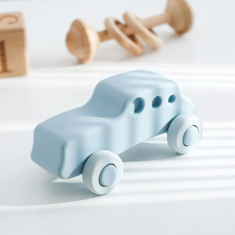 1Pcs Food Grade Baby Silicone Teether Toy Cartoon Car Nursing Teething Ring BPA Free Newborn Health Molar Chewing Accessorie Toy