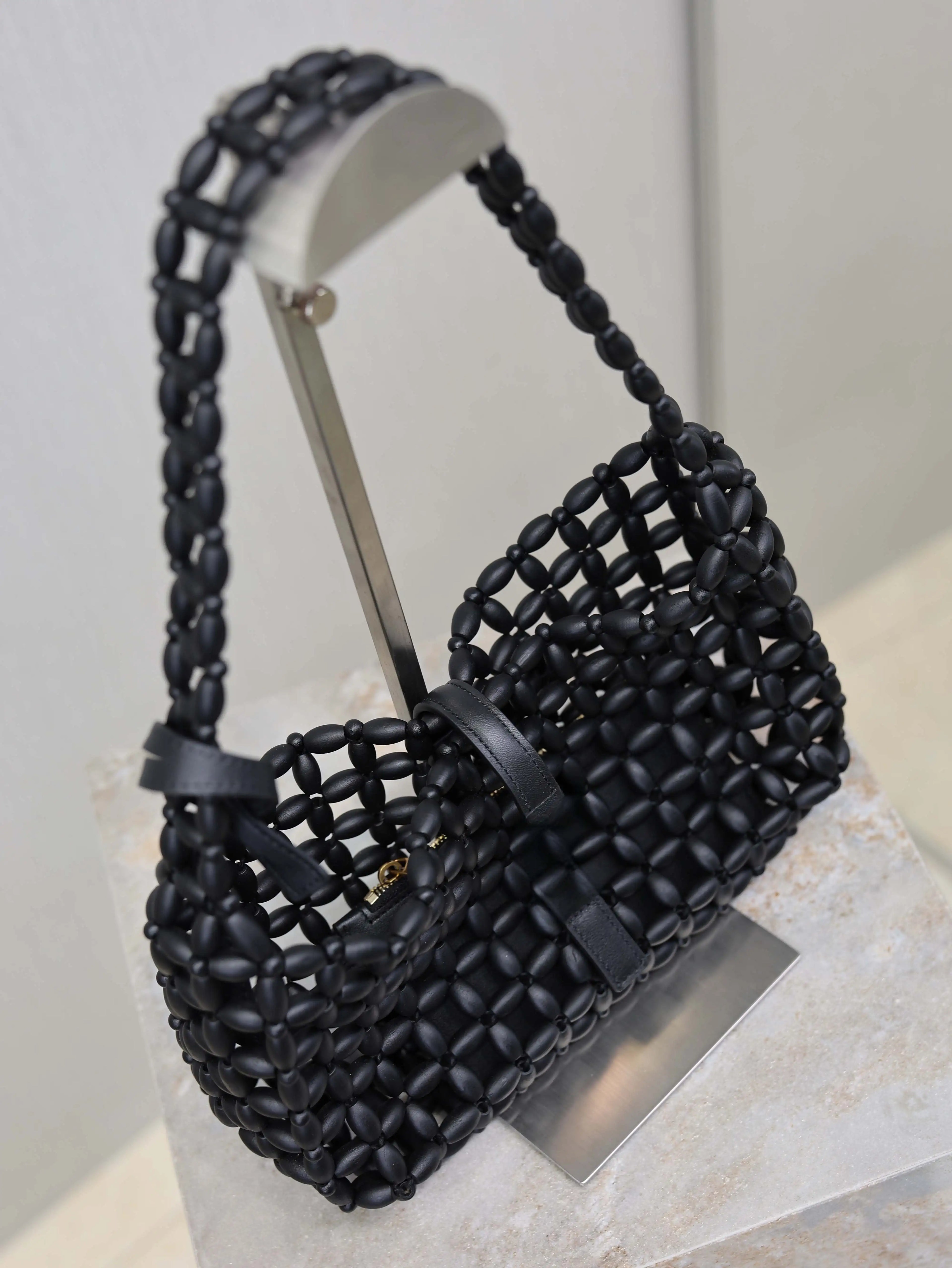Summer New Women's Wooden Bead Hand Woven Bag Armpit Design Casual Versatile Beach Handbag for Stylish Beach Accessories