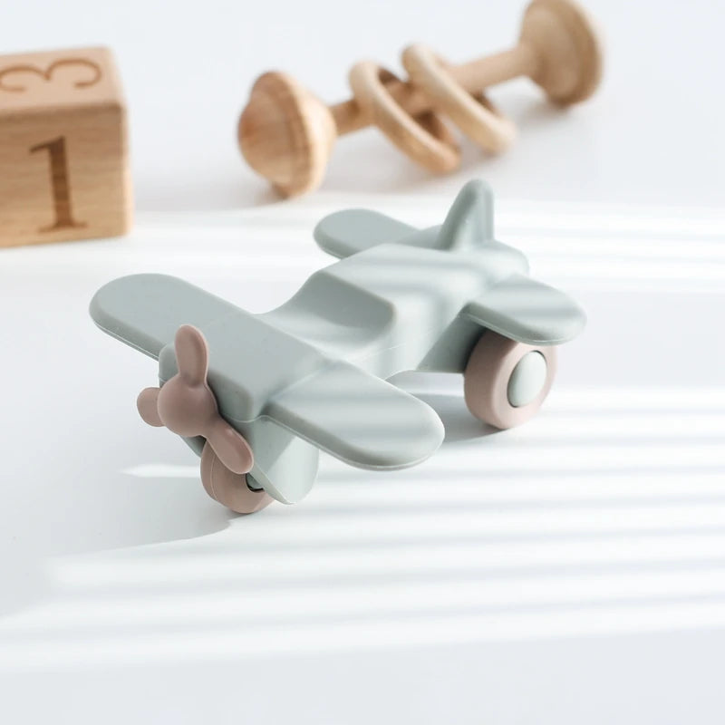 1Pcs Food Grade Baby Silicone Teether Toy Cartoon Car Nursing Teething Ring BPA Free Newborn Health Molar Chewing Accessorie Toy