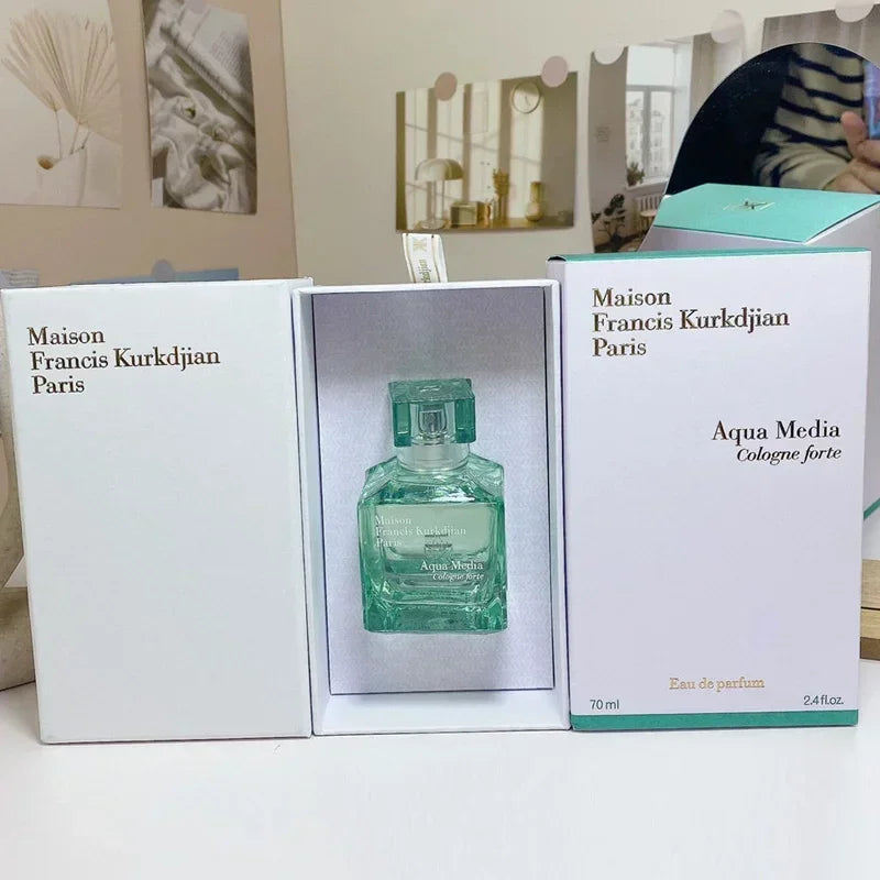Maison Francis Kurkdjian Aqua Media Cologne Forte 70ml EDP. Unisex green glass bottle perfume in gift box set.