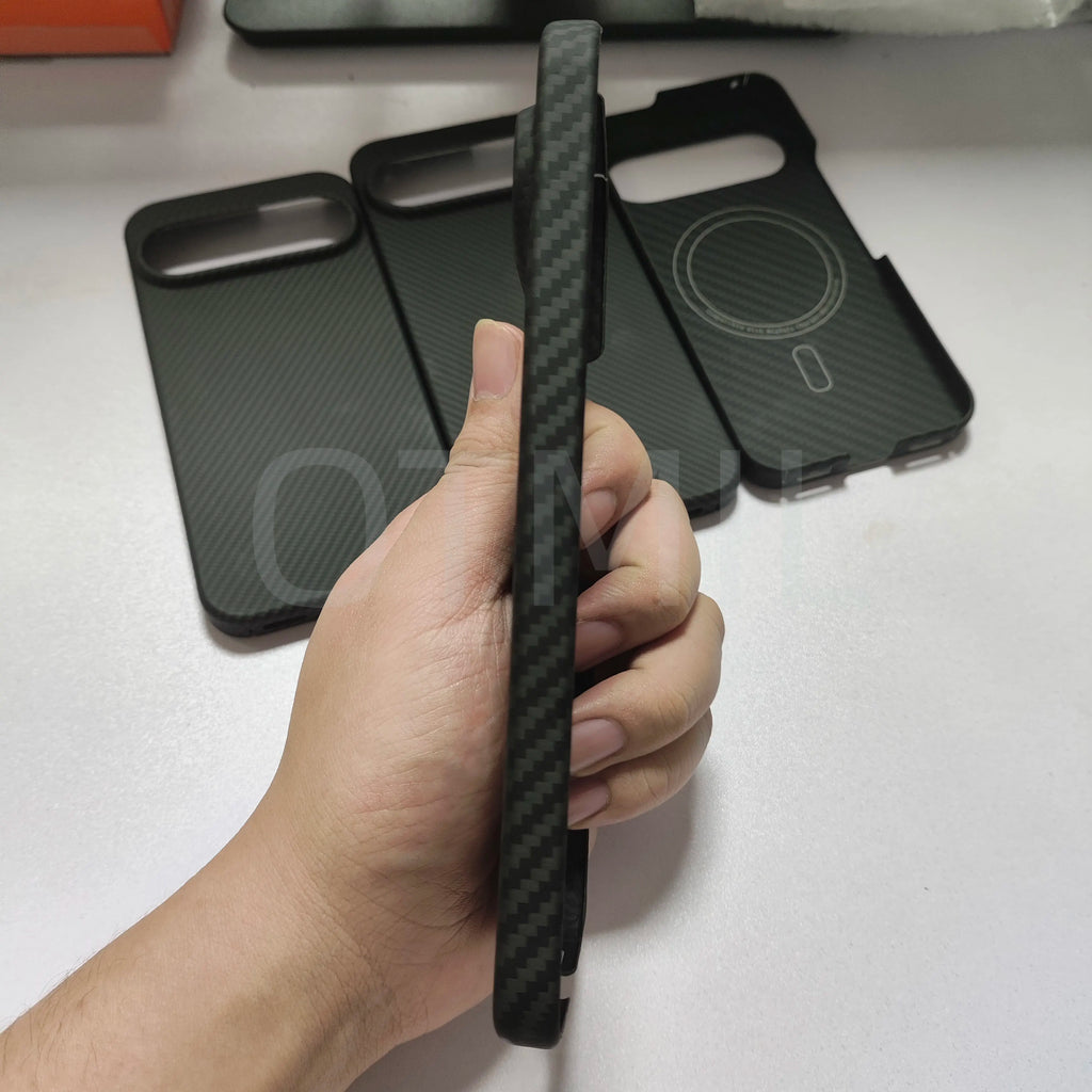 Google Pixel 10 Pro XL Carbon Fiber MagSafe Slim Case Tidesmit