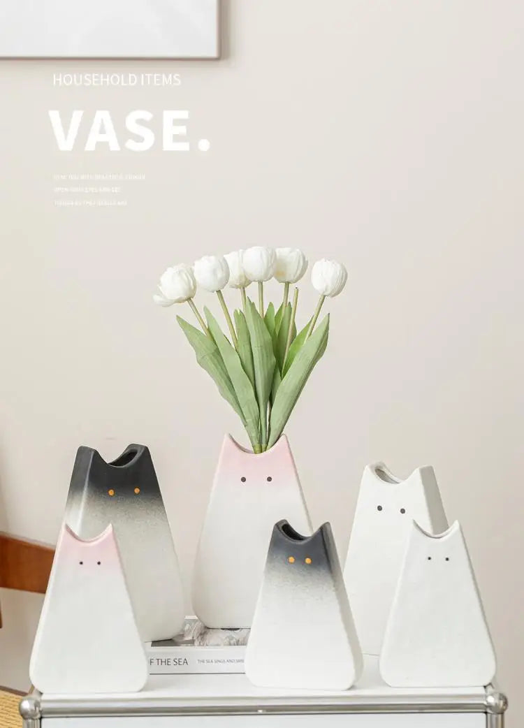 Cute cat-like ceramic vase, Nordic style, simple and cute, decoration for dried flower arrangement, hydroponic living room