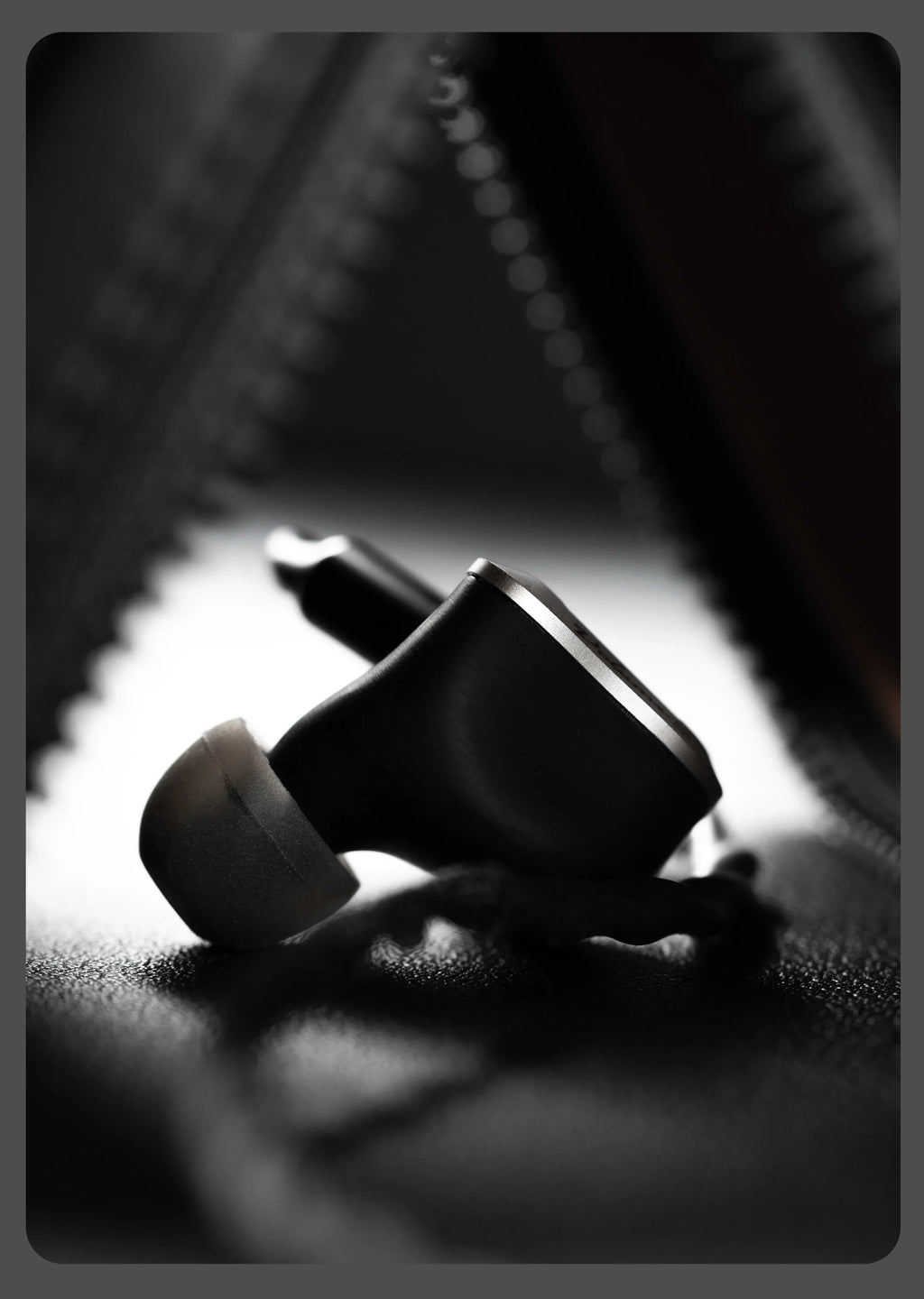 Softears Volume S 1DD 2BA Hybrid In-Ear Monitors by Tidesmit Tidesmit