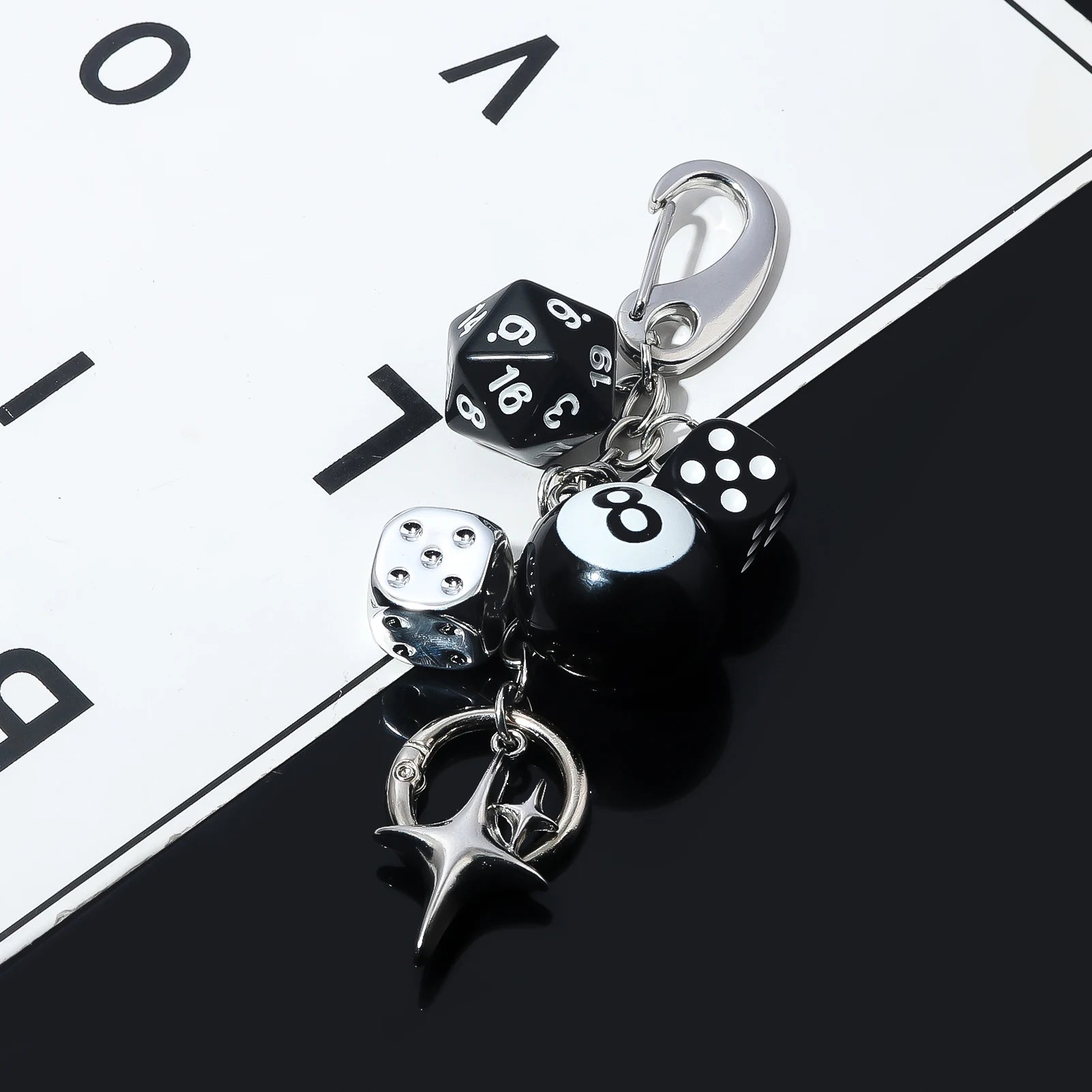 Punk Hiphop Black Dice No. 8 Billiards Keychain Y2K Pink Lucky Dice Starburst Pendant Bag Charms Hangings Ornament Accessories