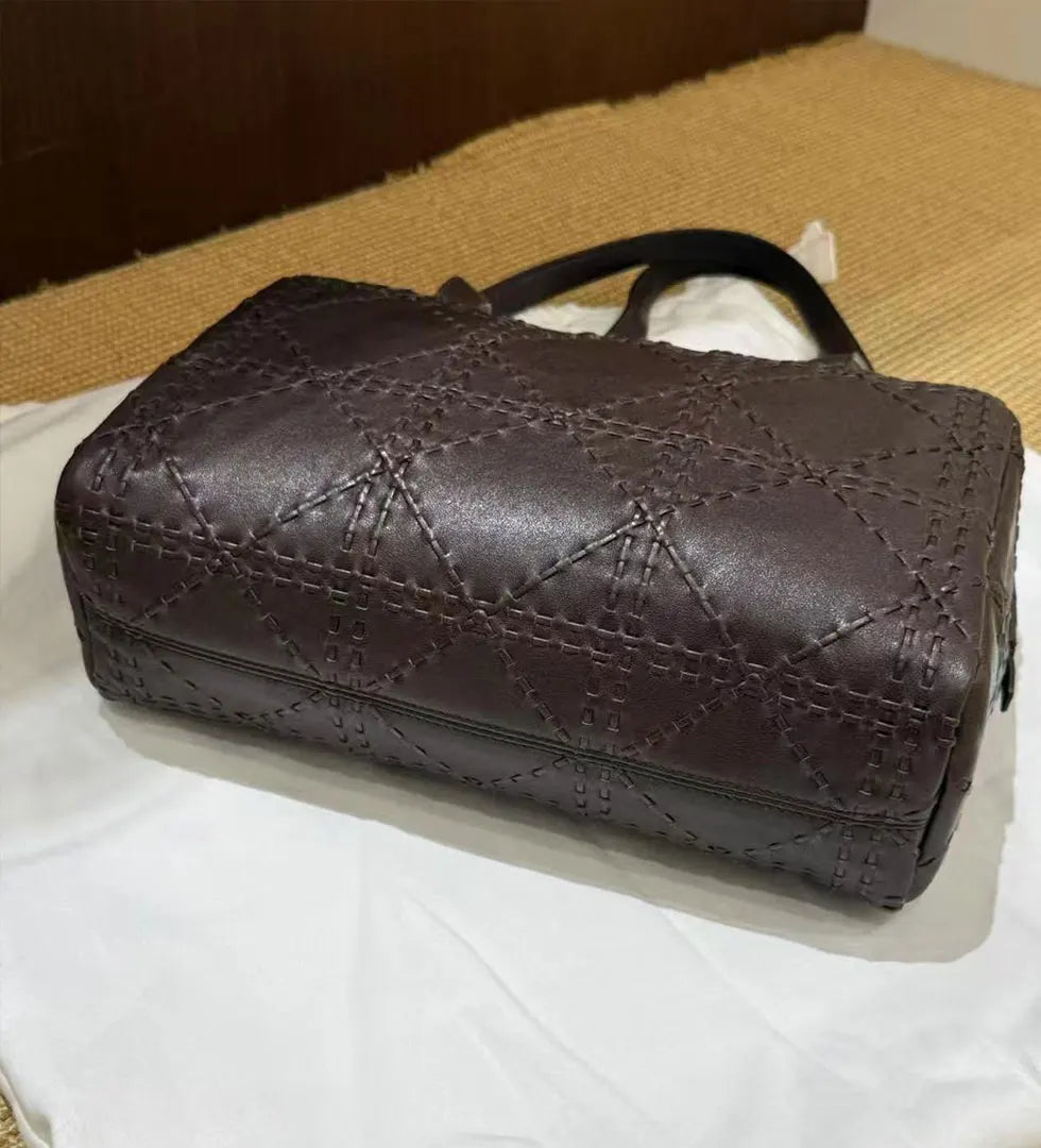 2025 autumn and winter new leather totem handmade bowling bag sheepskin shoulder bag high-quality sheepskin crossbody bag