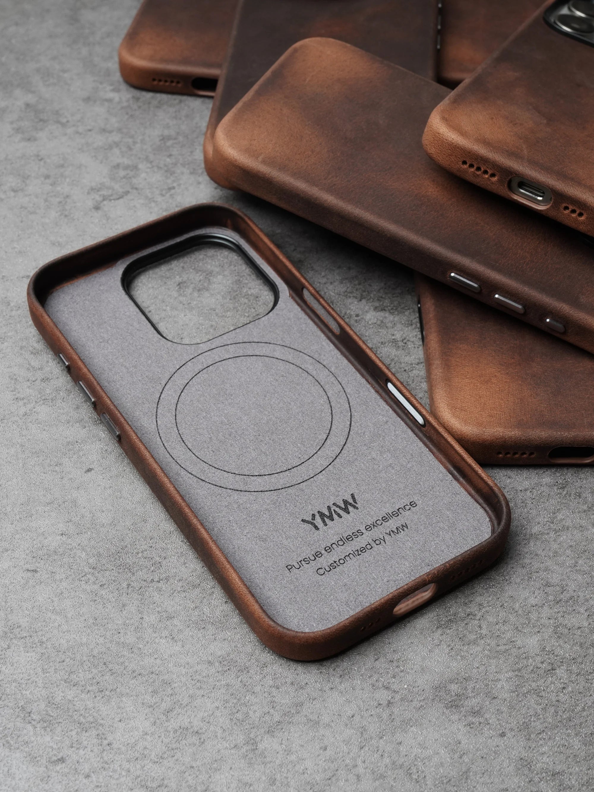 Horween Leather iPhone 16 Pro Max Case - Slim Protective Cover Tidesmit