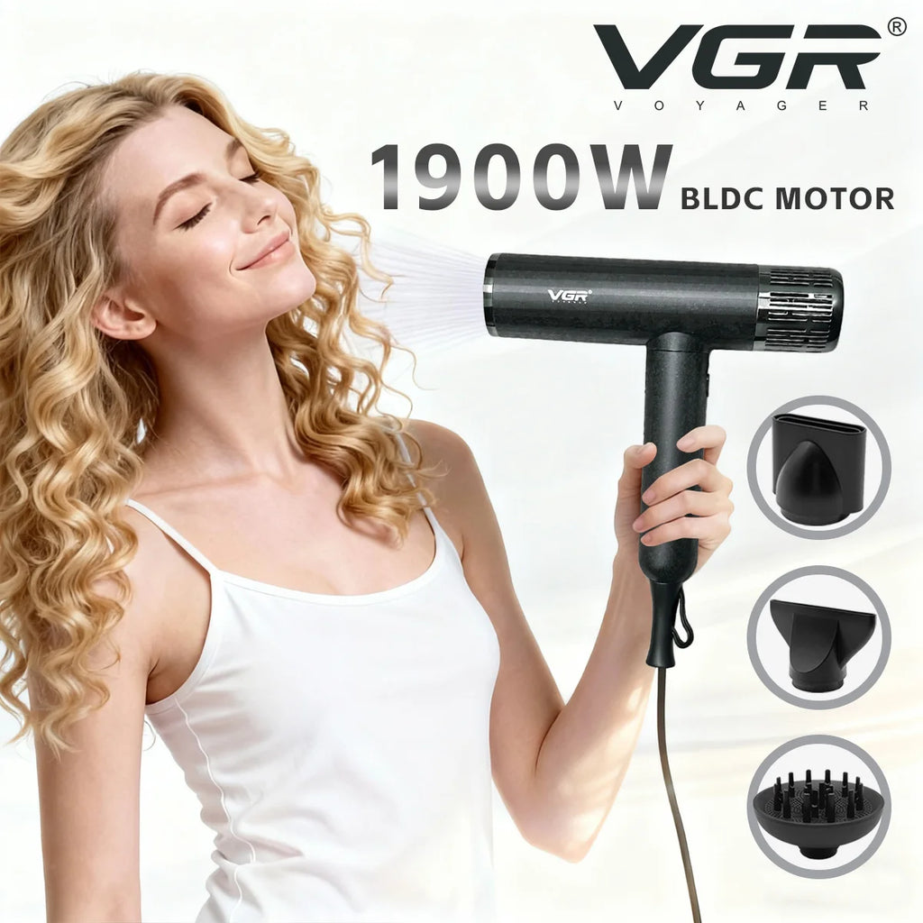 VGR 1900W professional high-speed hair dryer in black with three styling attachments for salon-quality hair drying.
