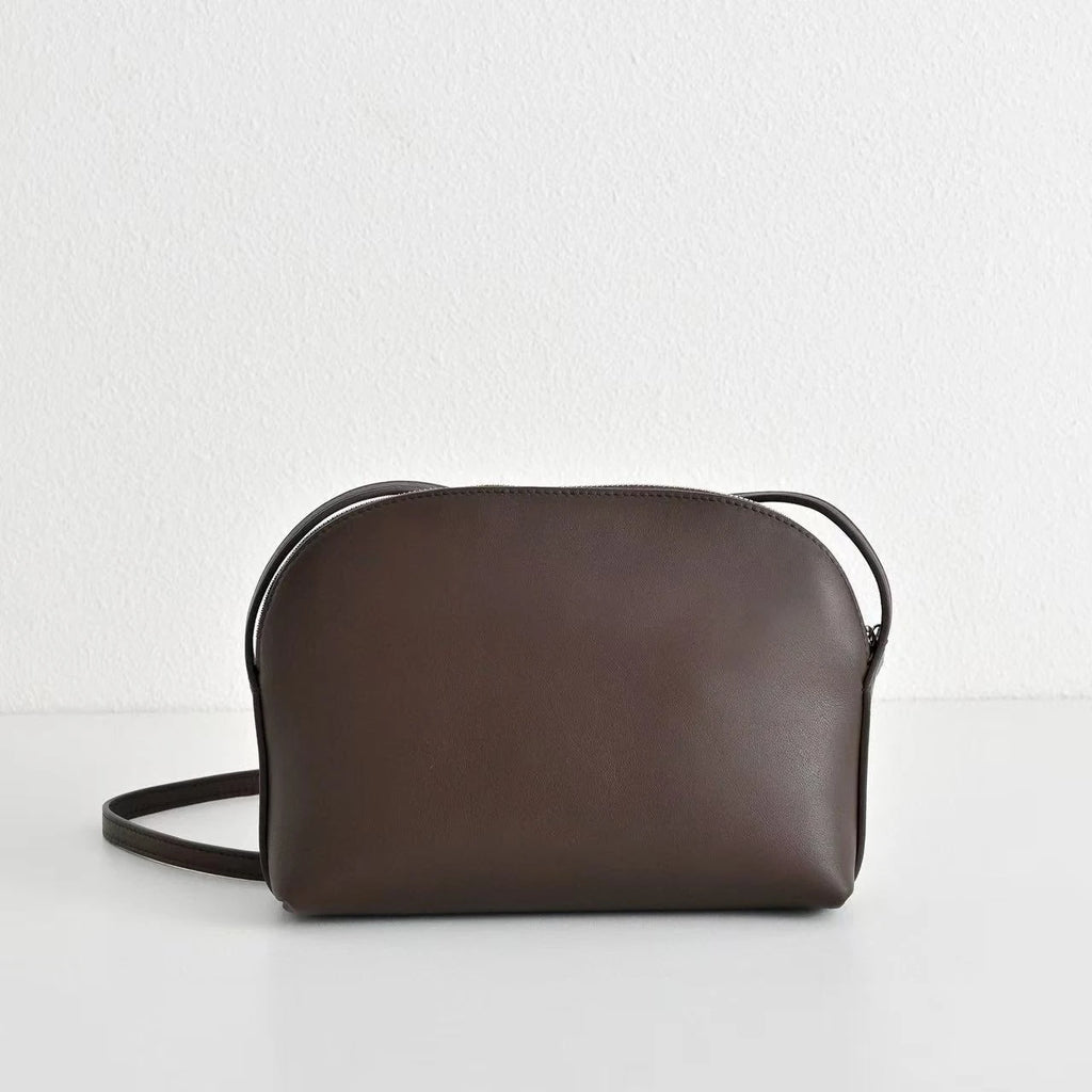 2026 New Women's Sheepskin Shoulder Bag, Elegant Texture and Versatile