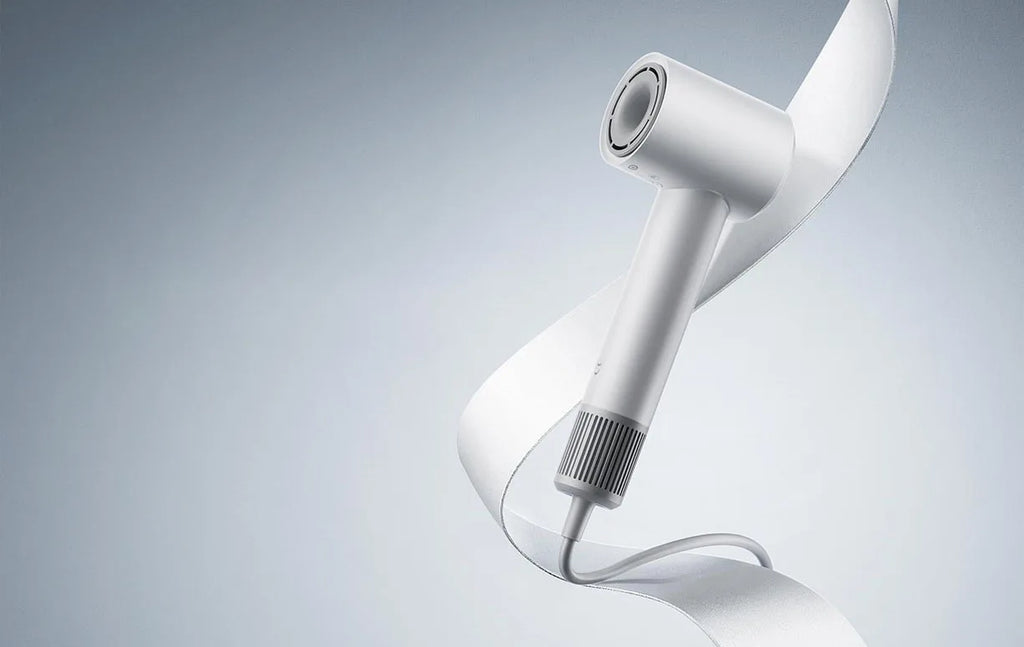 White Xiaomi MIJIA H501 SE high-speed professional hair dryer with modern ergonomic design and sleek handle.