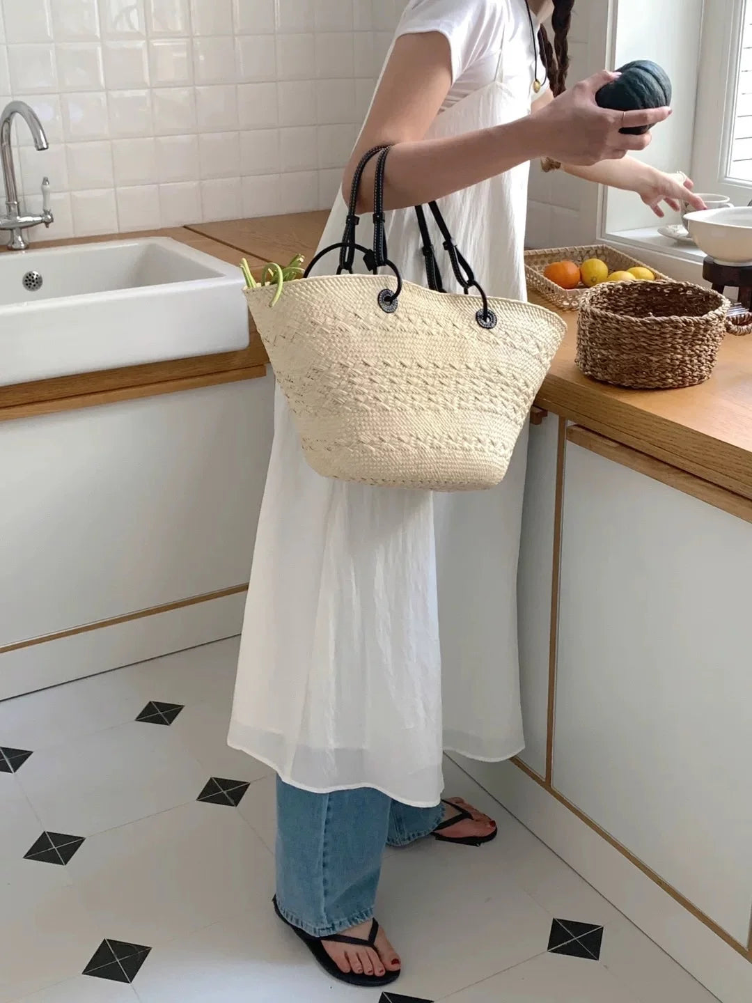 2026 New Handmade Raffia Straw Bohemian Woven Crochet Tote Shoulder Bag Women Summer Beach Holiday Brown Palm Leaf Basket