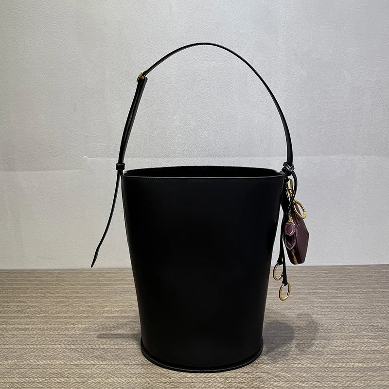 2026 New Bucket Bag Rear Saddle Design High end Leather Shoulder Bag Leather Crossbody Bag