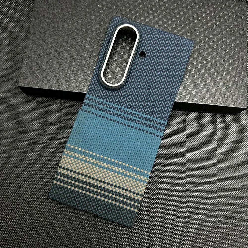 Samsung Galaxy Z Fold 7 Carbon Fiber Case - Slim Magsafe Cover Tidesmit